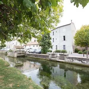 https://studio-vaucluse.fr-provencehotel.com