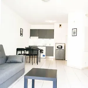 https://arson-riquier-port.fr-provencehotel.com